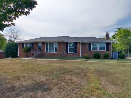 421 Alta Loma Rd, Goodlettsville, TN, 37072-2203 | Card Image