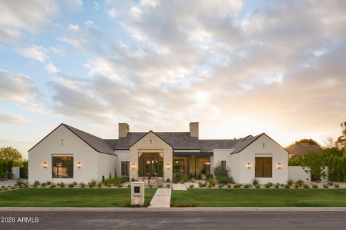 4220 N 57th Pl, Phoenix, AZ, 85018-4606 | Card Image