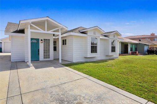 13118 Volunteer Ave, Norwalk, CA, 90650-3121 | Card Image
