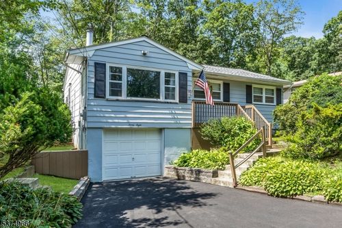 38 Ruth St, Stanhope, NJ, 07874-2426 | Card Image