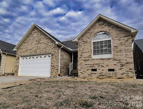 18-151 Birkdale Dr, Salisbury, NC, 28144-8562 | Card Image