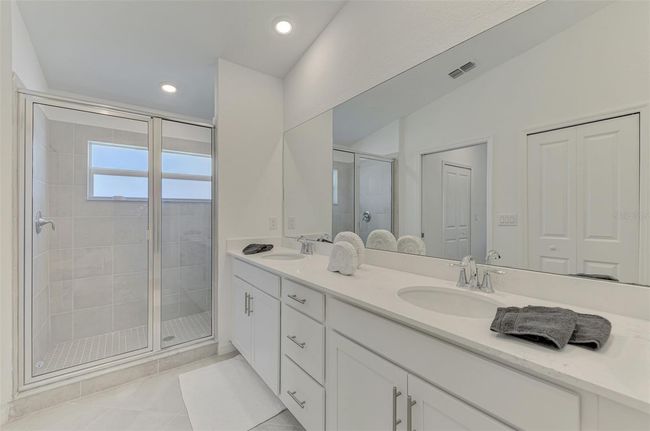 UNIT-208 - 12470 Wellen Golf St, Condo with 2 bedrooms, 2 bathrooms and null parking in Venice FL | Image 38