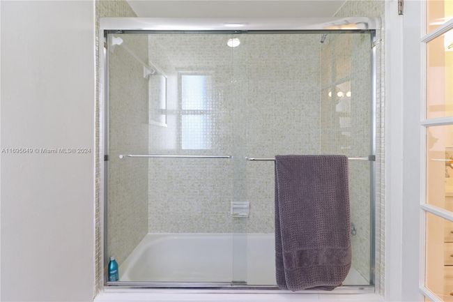 APT-908 - 1400 S Ocean Dr, Condo with 2 bedrooms, 2 bathrooms and null parking in Hollywood FL | Image 24