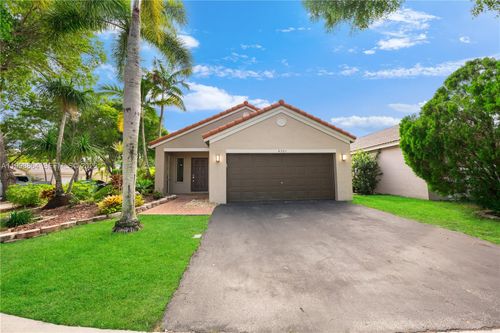 4361 Mahogany Ridge Dr, Weston, FL, 33331-3836 | Card Image
