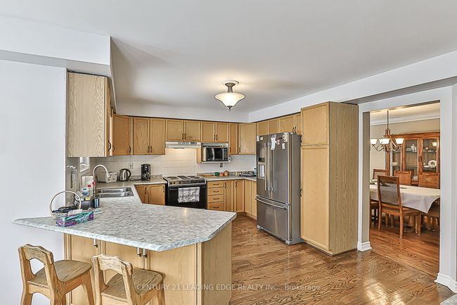 30 Wigston Crt, House other with 4 bedrooms, 3 bathrooms and 4 parking in Whitby ON | Image 11