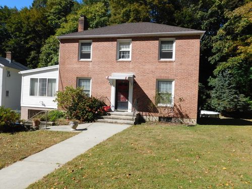 60 E St, Derby, CT, 06418-1641 | Card Image