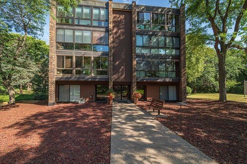 apt-204-1700 Lexington Ave S, Lilydale, MN, 55118-3610 | Card Image
