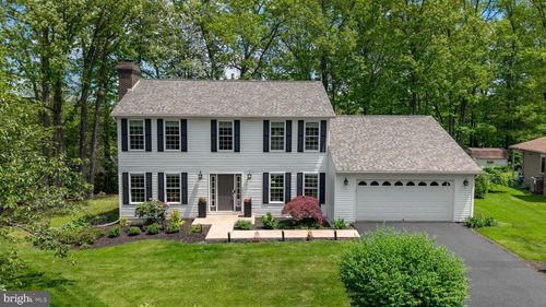 655 Belmont Cir, State College, PA, 16803-1210 | Card Image
