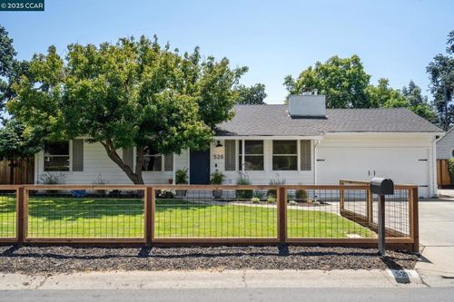 528 Shelly Dr, Pleasant Hill, CA, 94523-4122 | Card Image