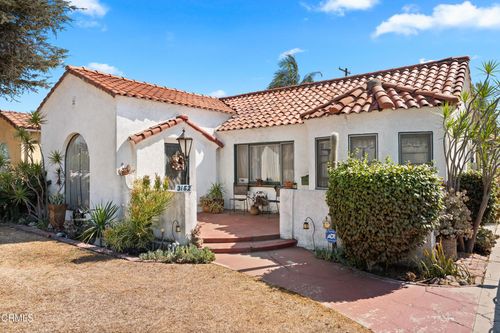 3152 Olive St, Huntington Park, CA, 90255-6414 | Card Image