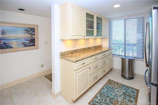 APT-304 - 4490 Sandpebble Trce, Condo with 2 bedrooms, 2 bathrooms and null parking in STUART FL | Image 8