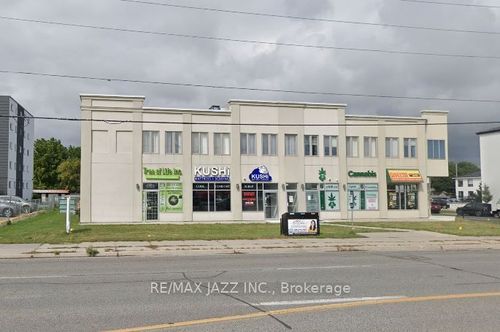2-258 King St E, Bowmanville, ON, L1C0N3 | Card Image