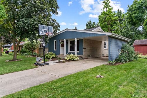 32361 Marblehead Rd, Farmington, MI, 48336-2457 | Card Image