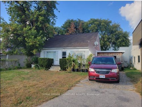 124 Simcoe St, Tillsonburg, ON, N4G2J1 | Card Image
