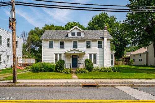 61 High St, Hoosick Falls, NY, 12090-1120 | Card Image