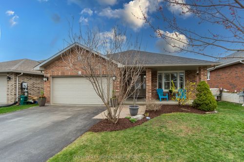 35 Gale Crescent, Belleville, ON, K8N0M4 | Card Image