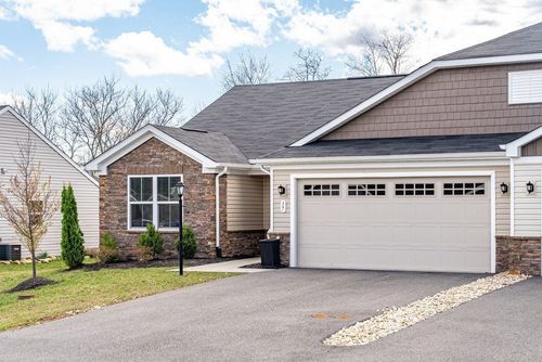 17 S Peak Dr, Mcgaheysville, VA, 22840-2821 | Card Image