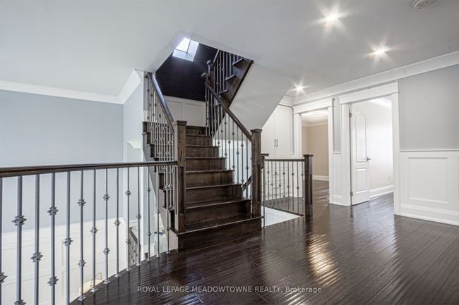 729 Wettlaufer Terr, House other with 5 bedrooms, 4 bathrooms and 2 parking in Milton ON | Image 34
