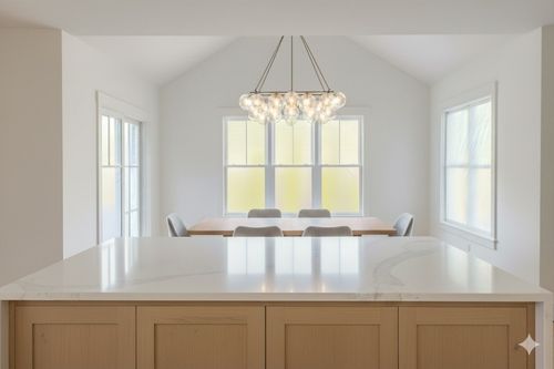 8 Brown Ave, Newburyport, MA, 01950-1721 | Card Image