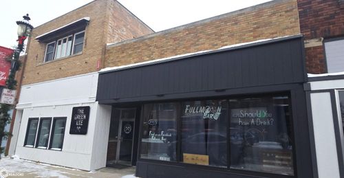 109 N Clark St, Forest City, IA, 50436-1672 | Card Image