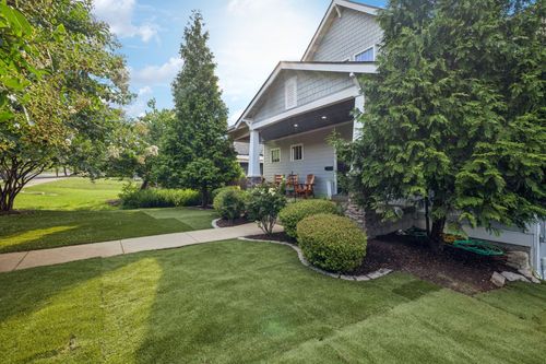 906 Acklen Ave, Nashville, TN, 37203-5410 | Card Image