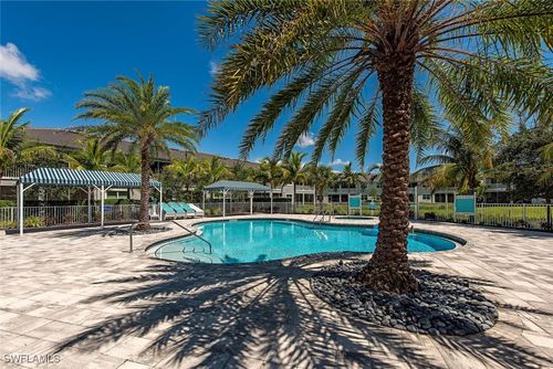 1007-6972 Avalon Cir, NAPLES, FL, 34112-7390 | Card Image