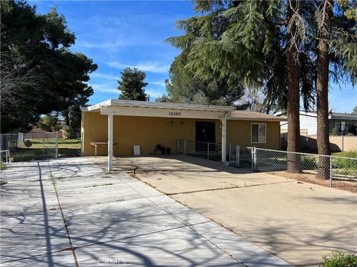 16289 Vine St, Hesperia, CA, 92345-3123 | Card Image