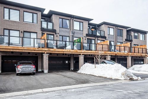 19 Assunta Lane, Bowmanville, ON, L1C7H3 | Card Image