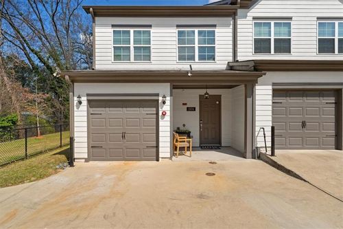 2874 Barnett Ct Nw, Atlanta, GA, 30318-6396 | Card Image