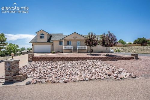 841 S Dogwood Drive, Pueblo, CO, 81007 | Card Image