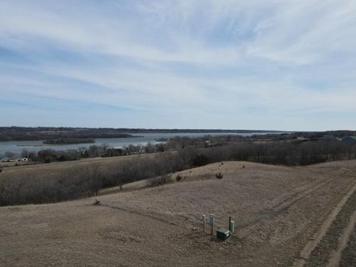 9 Sev'S Overlook, Big Stone City, SD, 57216 | Card Image
