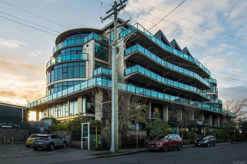 310-21 Erie St, Victoria, BC, V8V5A8 | Card Image