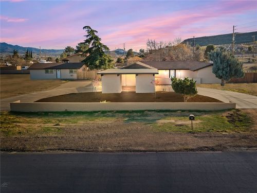 630 Riata Valley Rd, Kingman, AZ, 86409-2934 | Card Image