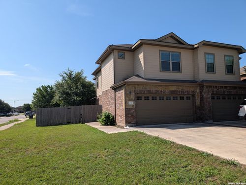 1032 Brown Rock Dr, New Braunfels, TX, 78130-2754 | Card Image