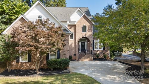 108 W Maranta Rd, Mooresville, NC, 28117-6337 | Card Image
