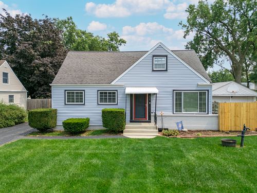 639 N Edgewood Avenue, Lombard, IL, 60148 | Card Image