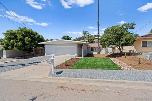 9117 Heatherdale St, Santee, CA, 92071-3219 | Card Image