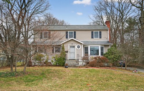 9 Verne Pl, Hartsdale, NY, 10530-1026 | Card Image