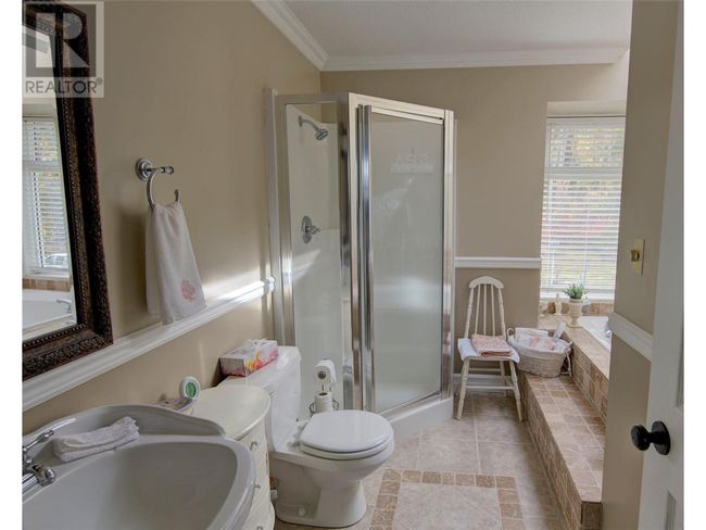 5228 Warren Creek Rd, House other with 4 bedrooms, 3 bathrooms and 12 parking in Falkland BC | Image 41