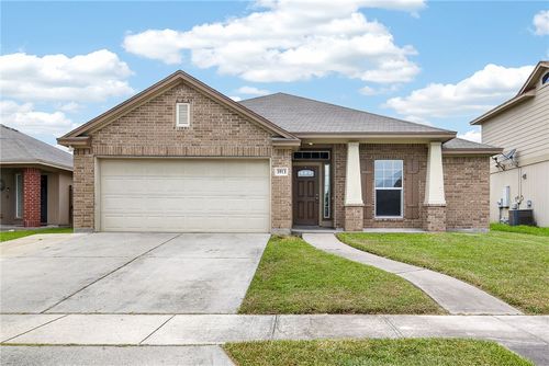 3913 Las Bahias Dr, Corpus Christi, TX, 78414-5744 | Card Image