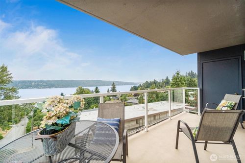 apt-502-15020 Bothell Way Ne, Lake Forest Park, WA, 98155-7649 | Card Image