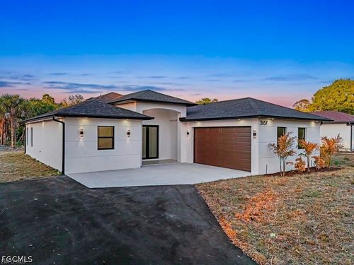 2657 2nd Ave Se, Naples, FL, 34117-3777 | Card Image