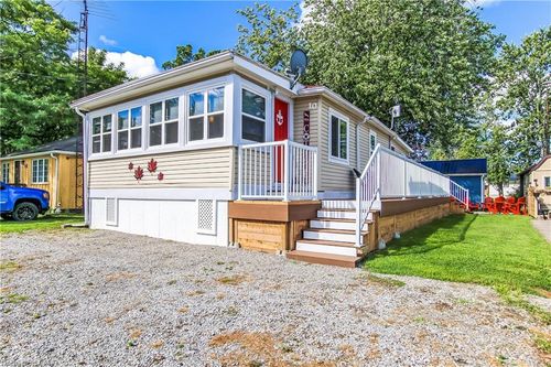 10 Fourth Ave, Port Rowan, ON, N0E1M0 | Card Image