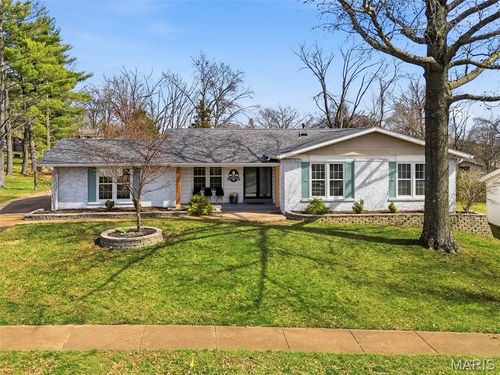 1204 Cedar Creek Rd, Chesterfield, MO, 63017-1922 | Card Image