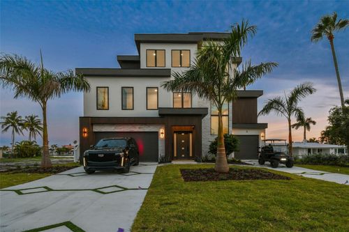 3 Treasure Ln, TREASURE ISLAND, FL, 33706-3155 | Card Image