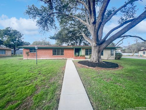 1434 Hummingbird Ln, Seguin, TX, 78155-4010 | Card Image