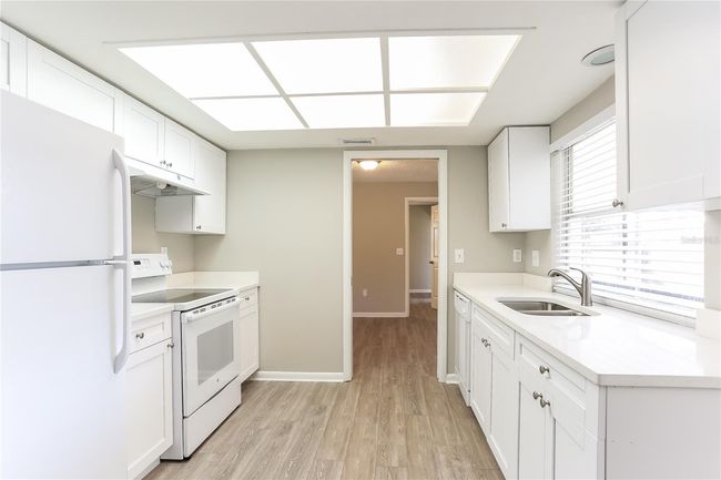 2704 Woodview Ct, House other with 3 bedrooms, 2 bathrooms and null parking in CLEARWATER FL | Image 5