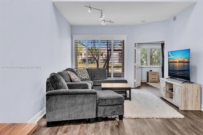 APT-3 - 23140 Island Vw, Townhouse with 3 bedrooms, 3 bathrooms and null parking in Boca Raton FL | Image 11