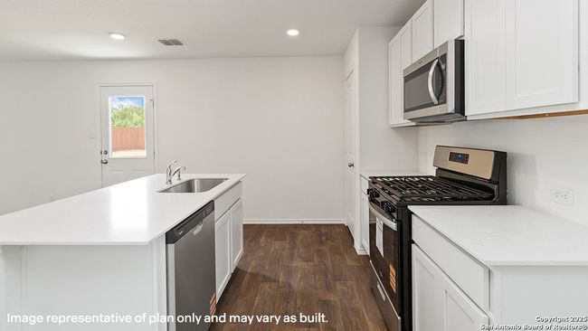 4202 Paprika Grv, House other with 5 bedrooms, 3 bathrooms and null parking in Von Ormy TX | Image 13