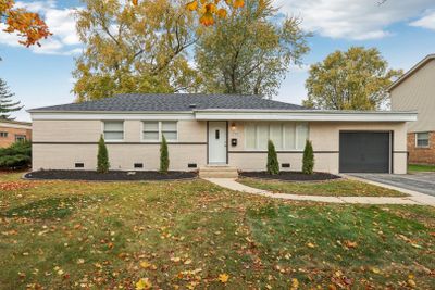 5924 W 109th Street, House other with 3 bedrooms, 2 bathrooms and 1 parking in Chicago Ridge IL | Image 2